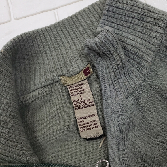 large junior army green full zip sweater ( 5 for $20 ) - Picture 7 of 8